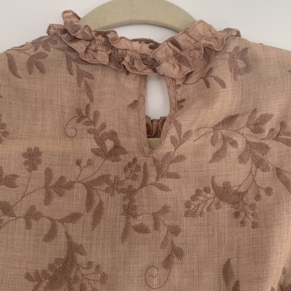 Zara ruffled blouse, size small - Picture 4 of 5